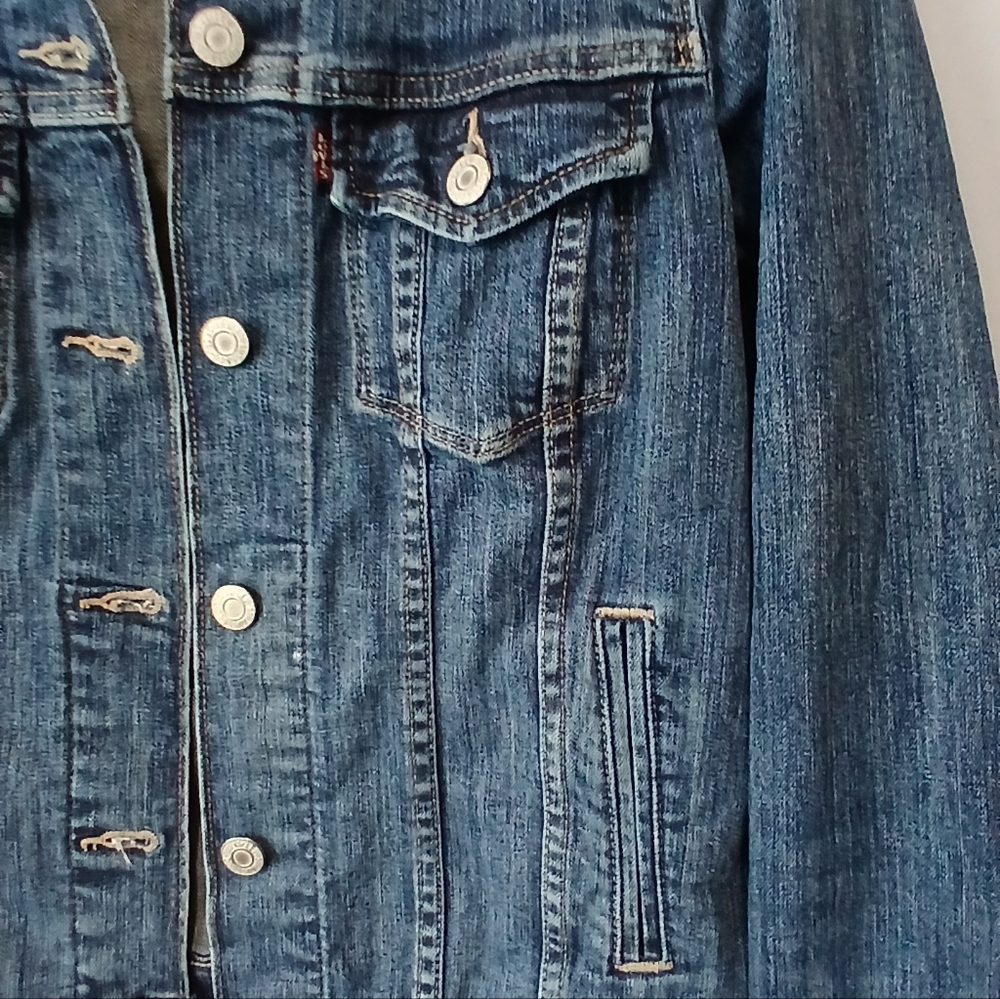 Levi's Jean Jacket Women's Small Coastal Cowgirl Trucker Denim - Picture 5 of 6